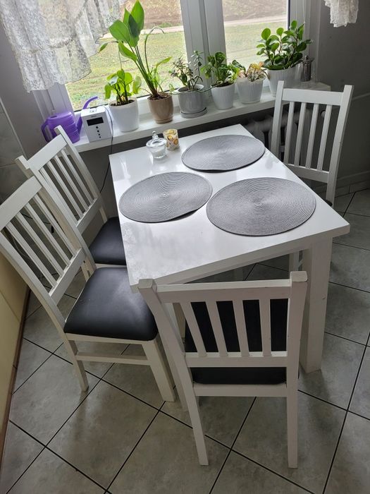 Stół + 4 krzesła do kuchni 100x69x77