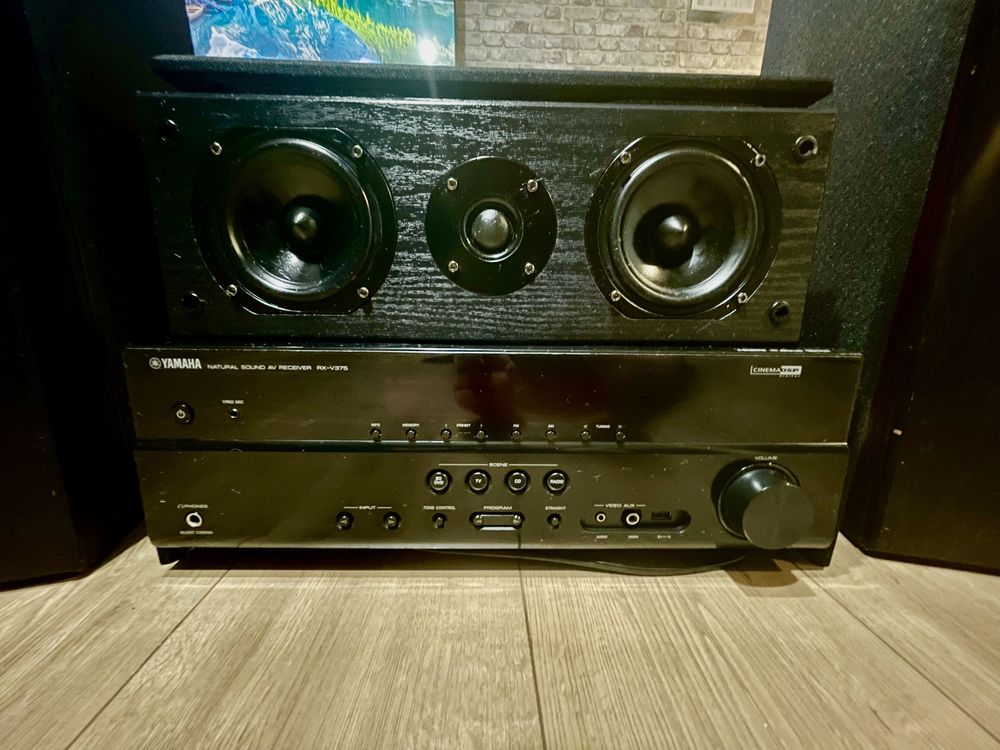 Kino domowe Yamaha RX-V375