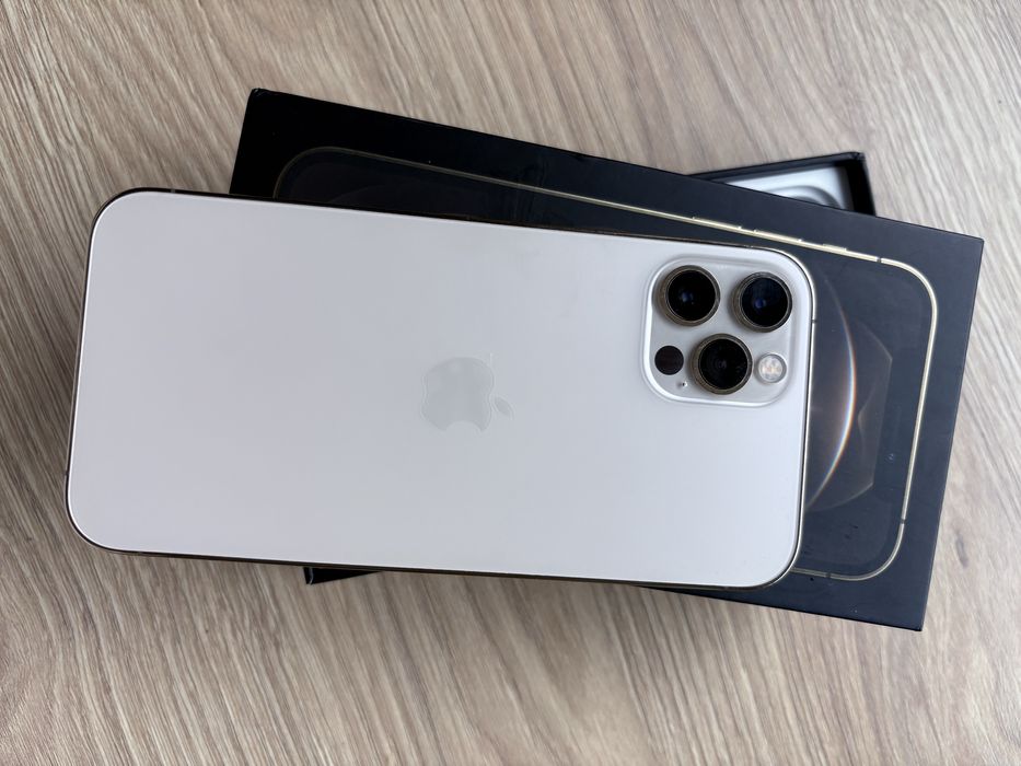 Piekny Iphone 12 pro