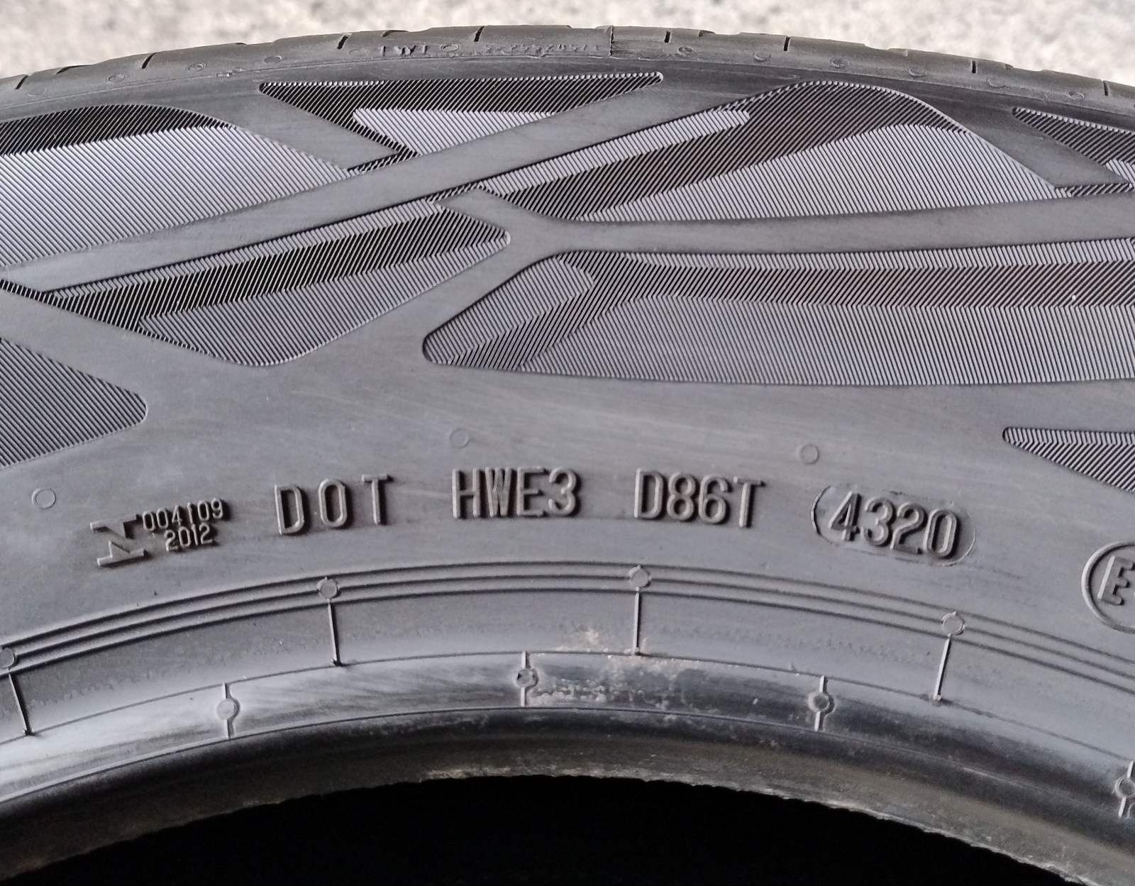 Шини літні R17 215/65 Continental Conti Eco Contact 6