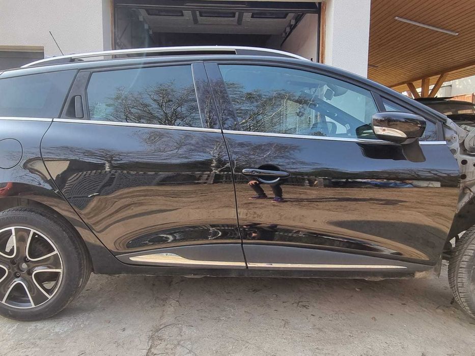 Drzwi Przód Przednie prawe renault CLIO IV 4 TEGNE CZARNE