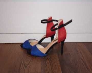 Buty na obcasie nowe
