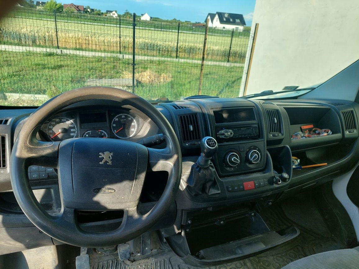 Peugeot Boxer 2.2, L1H1 Blaszak