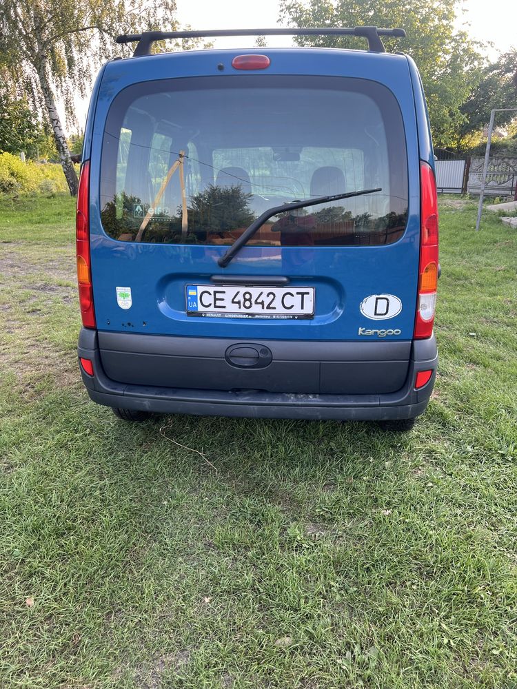 Рено Кенго  Renault