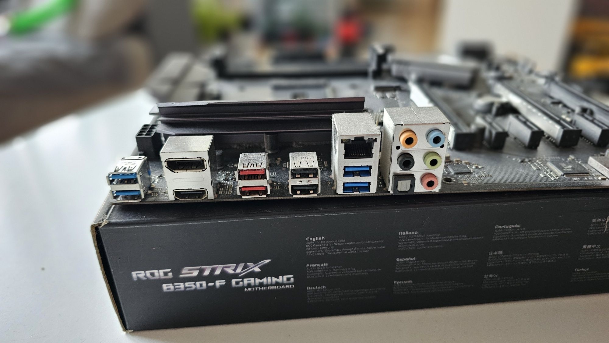 ASSUS ROG STRIX B350-F Gamming- uszkodzona