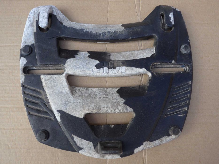 Kufer Kappa/Givi Monokey 44l + oparcie + bagażnik + płyta