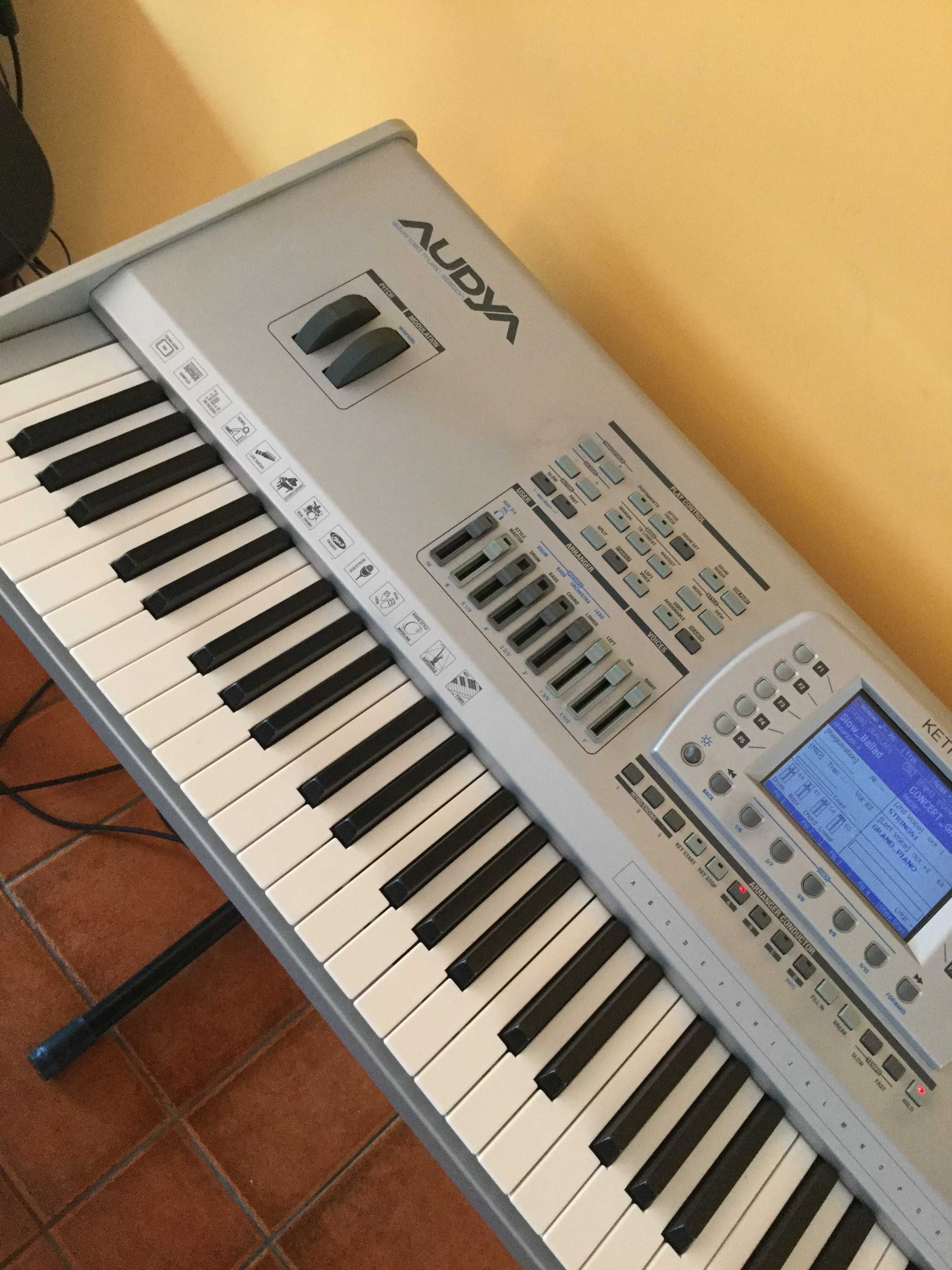 Teclado audya 76 teclas