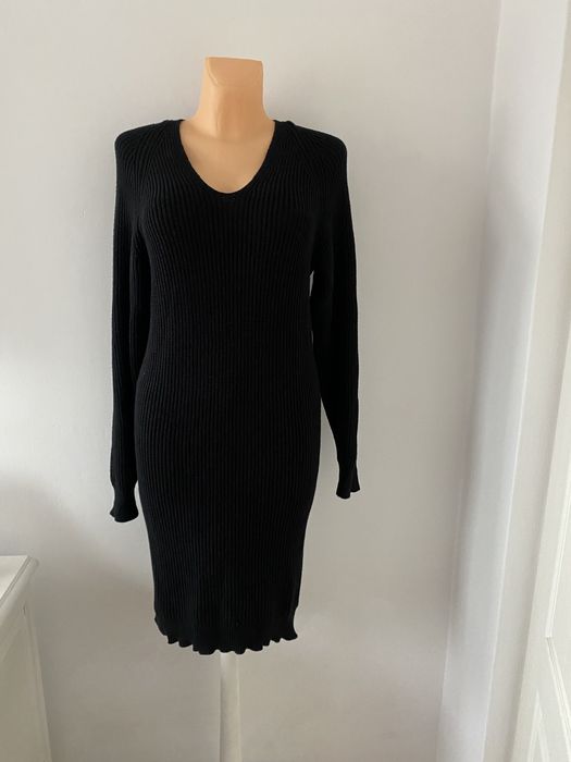 *Mango * Ciepła ,czarna sukienka 38/40