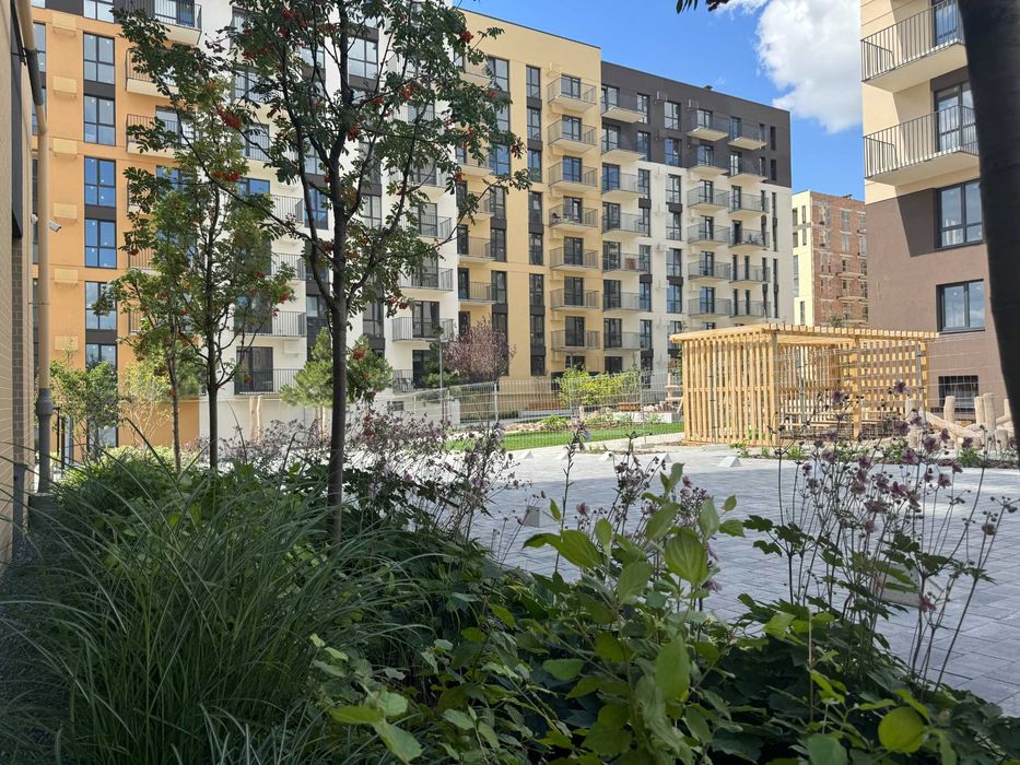 Продаж 1-кімнатної квартири 41кв.(Єоселя) м.Пустомити (9км.від Львова)