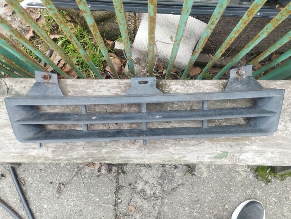 Решітка радіатора Opel Cadett