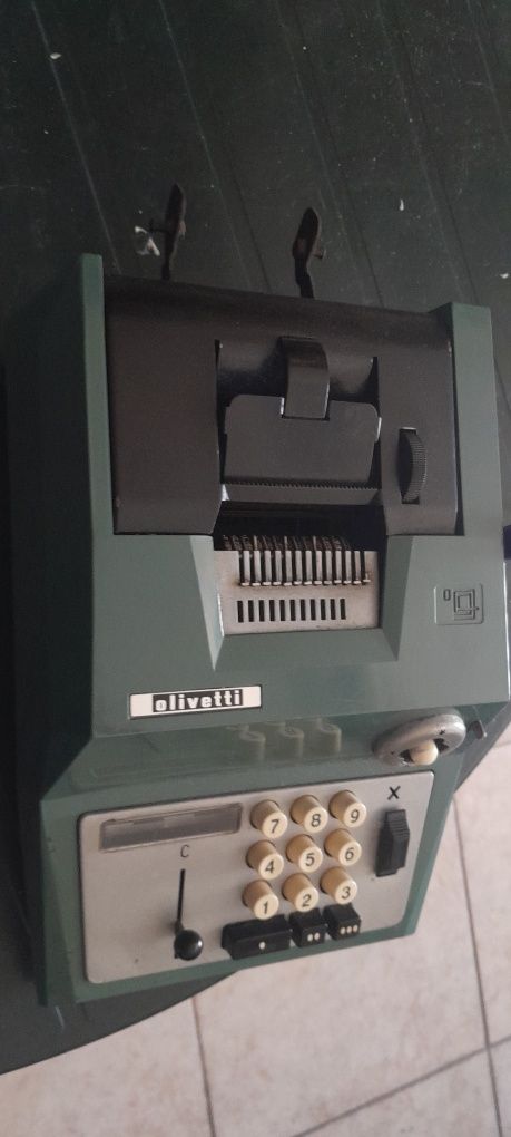 Antiguidade maq. Olivetti