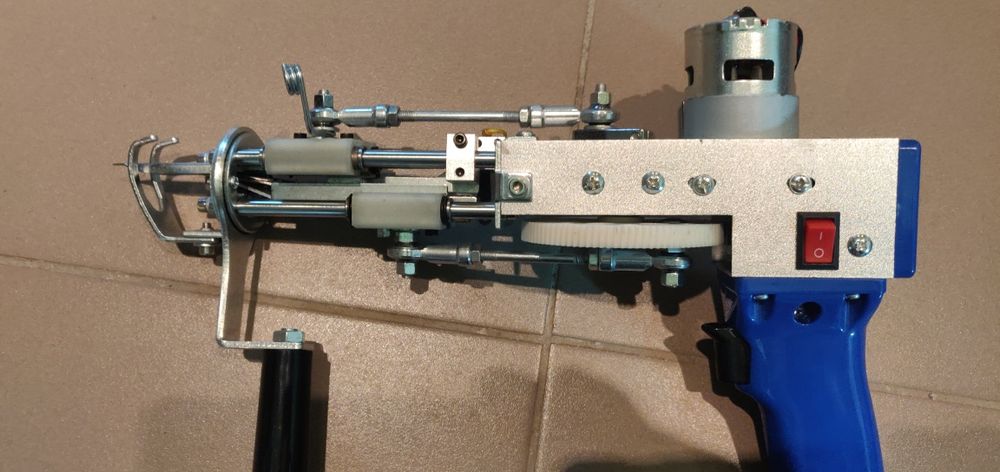 Рафтінговий пістолет для килимів