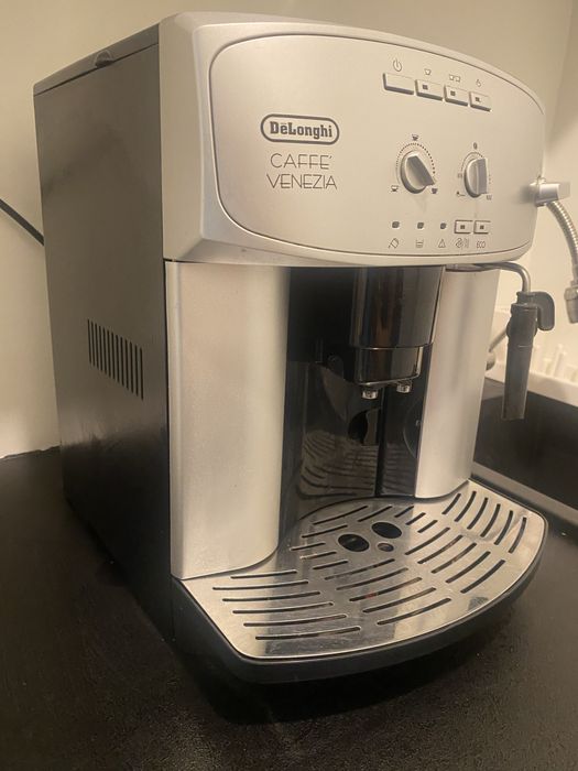 Express do kawy DeLonghi Caffe Venezia