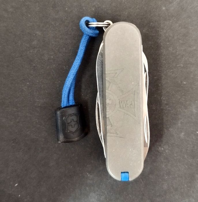 Scyzoryk Victorinox Minichamp tytanowy harcerski