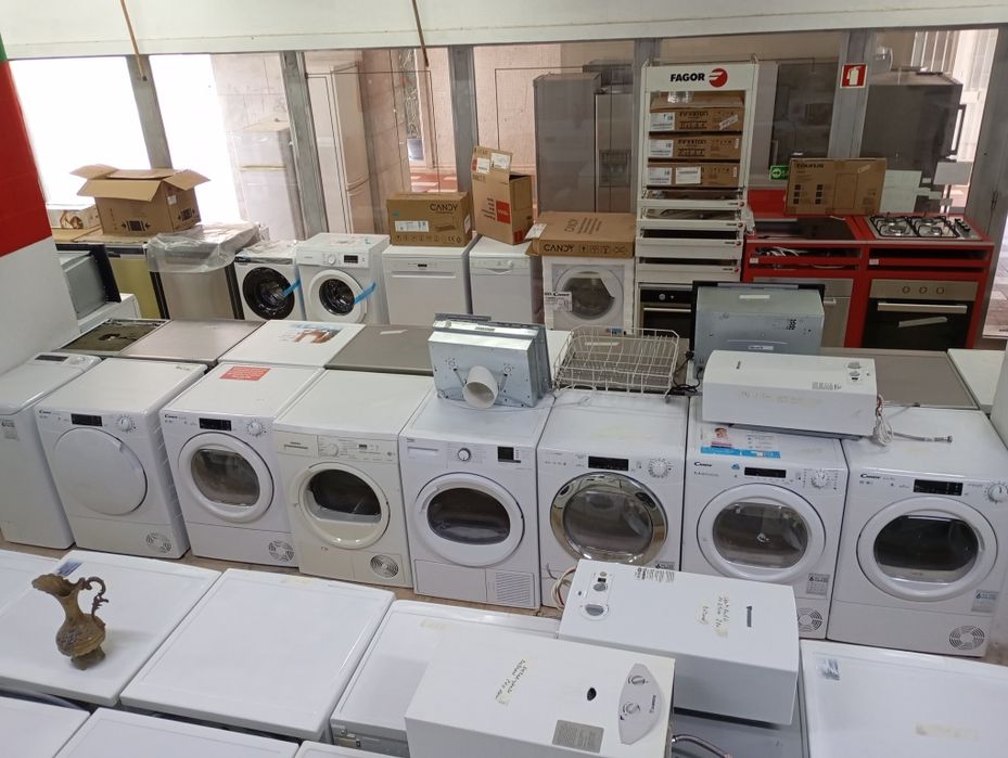 Secadora de roupa impecável