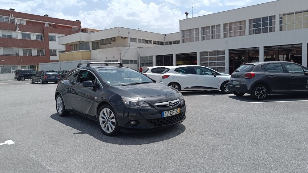 Opel Astra GTC 1.7 CDTI 130cv