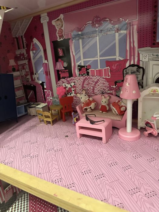 Sprzedam domek dla lalek KidKraft Amelia