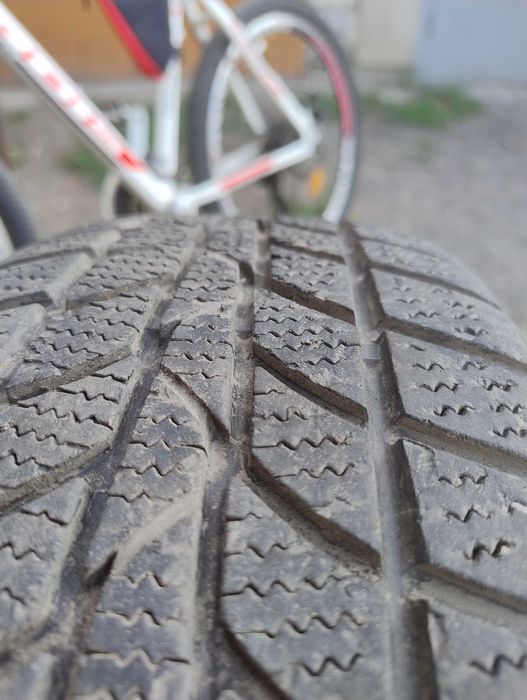 Зимова резина Hankook 185/60 R15 + диски