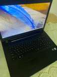 Lenovo 300-17isk w bardzo dobrym stanie.