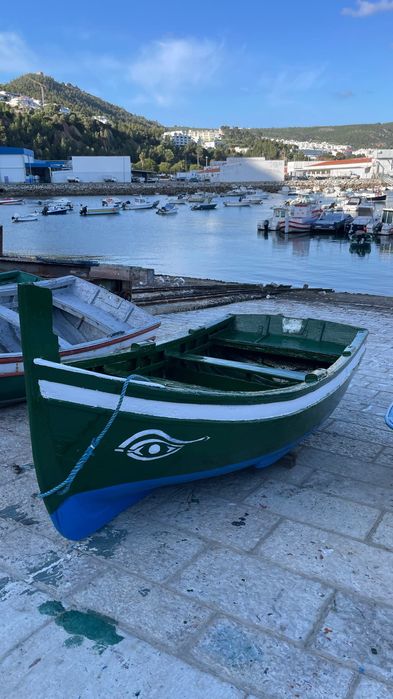 Embarcacao traficional sesimbra