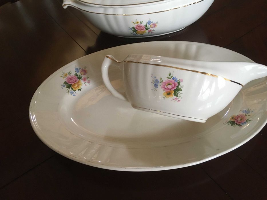 terrina, travessa e molheira loiça da fabrica de sacavém