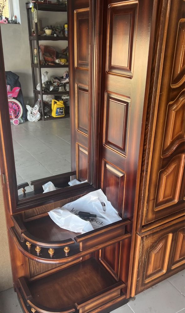 Вітальня прихожа натуральне дерево