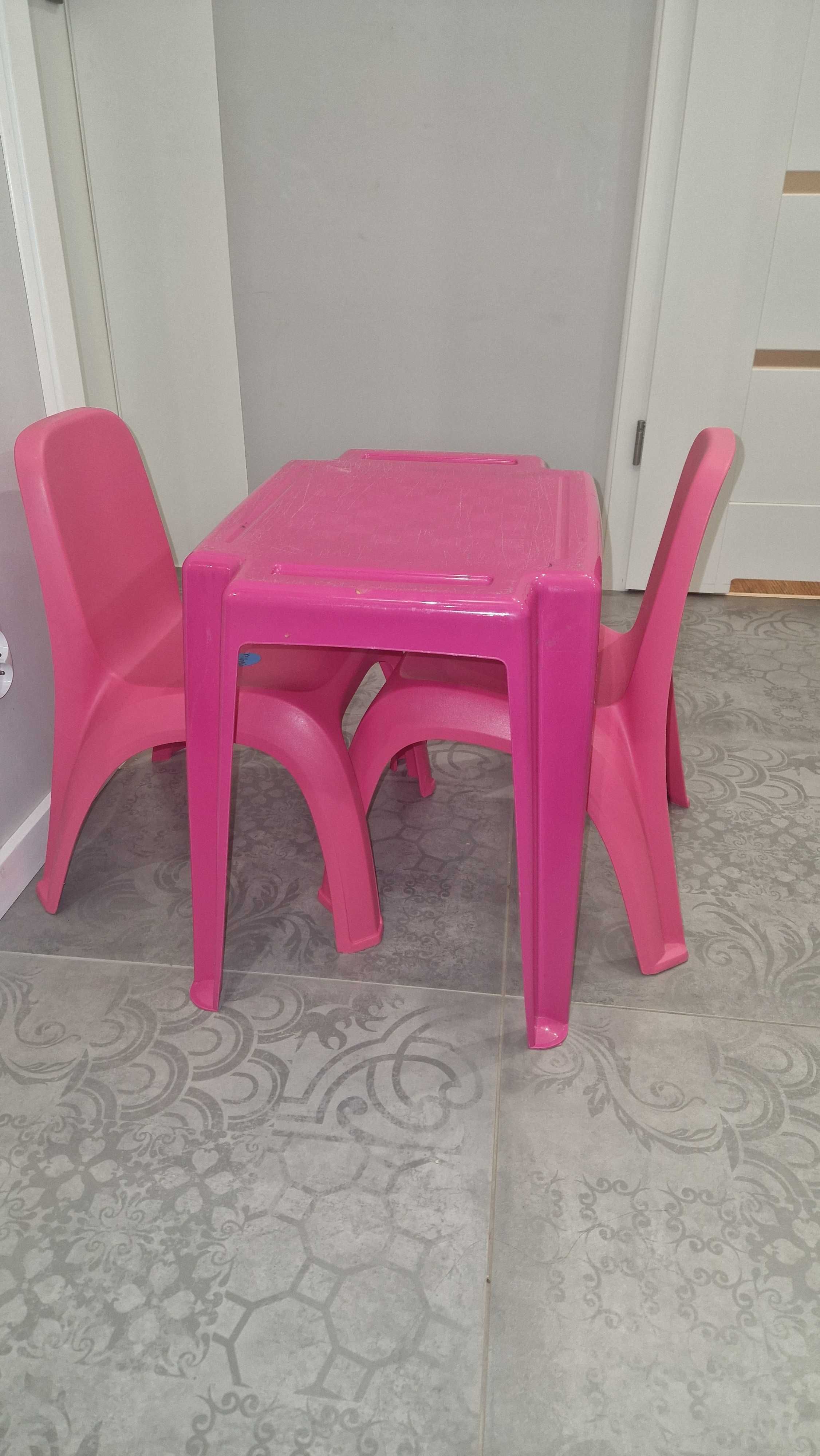 Stolik dla dzieci + 2 krzesełka