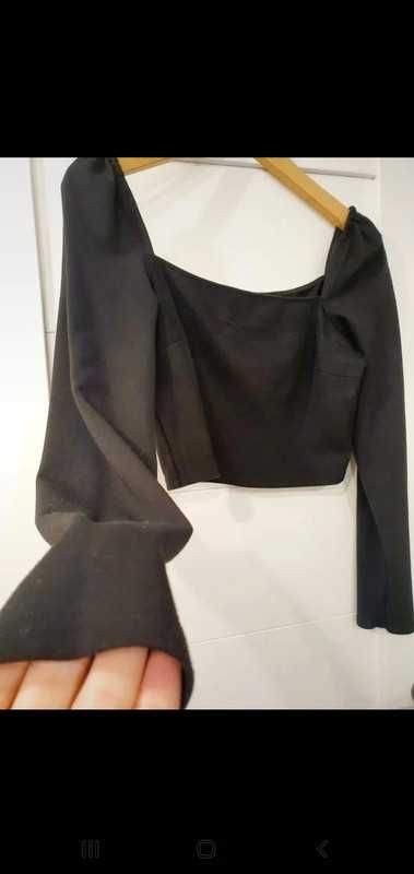 Bluzka NA-KD crop top czarny L ładnie wykończona