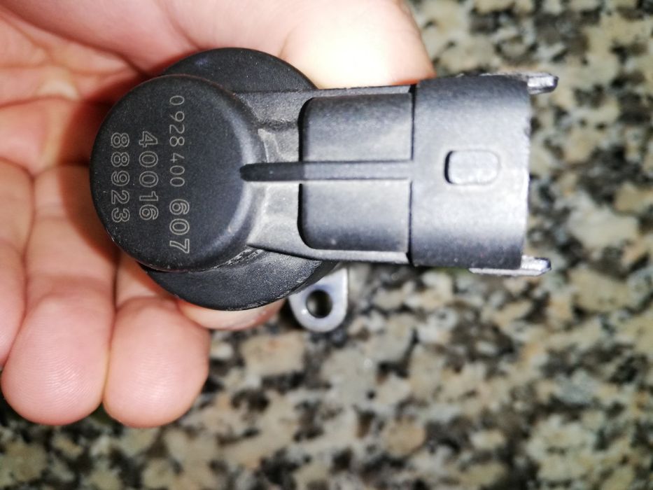 Válvula reguladora  pressão bosch focus 1.6 tdci