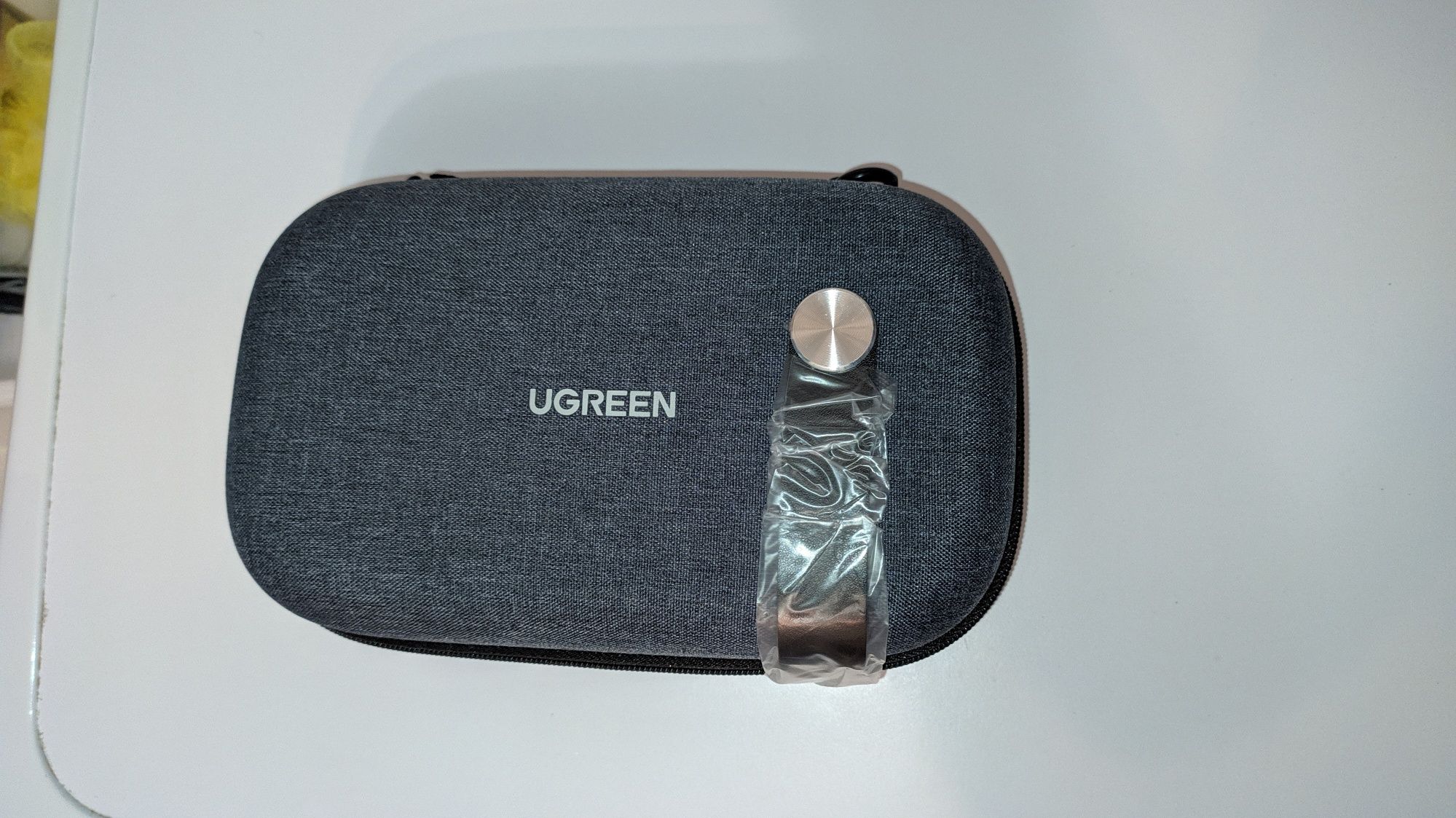 Ugreen travel case. Кейс для хранения повербанка, жёсткого диска и.т.д