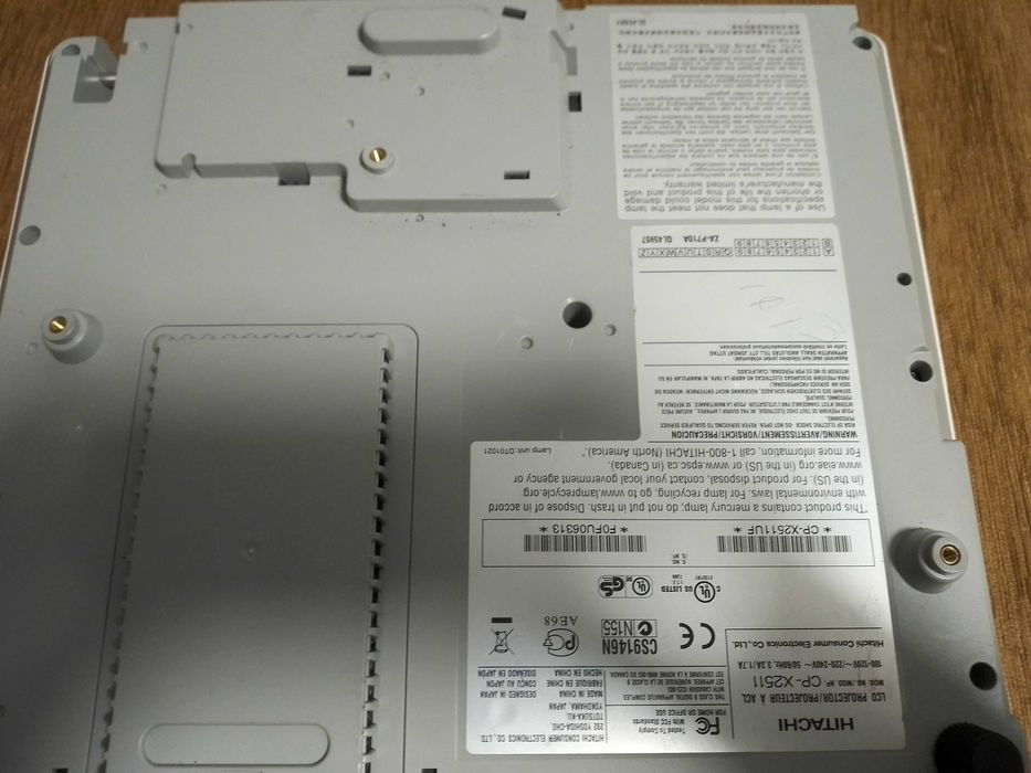 Hitachi cp x2511 проектор