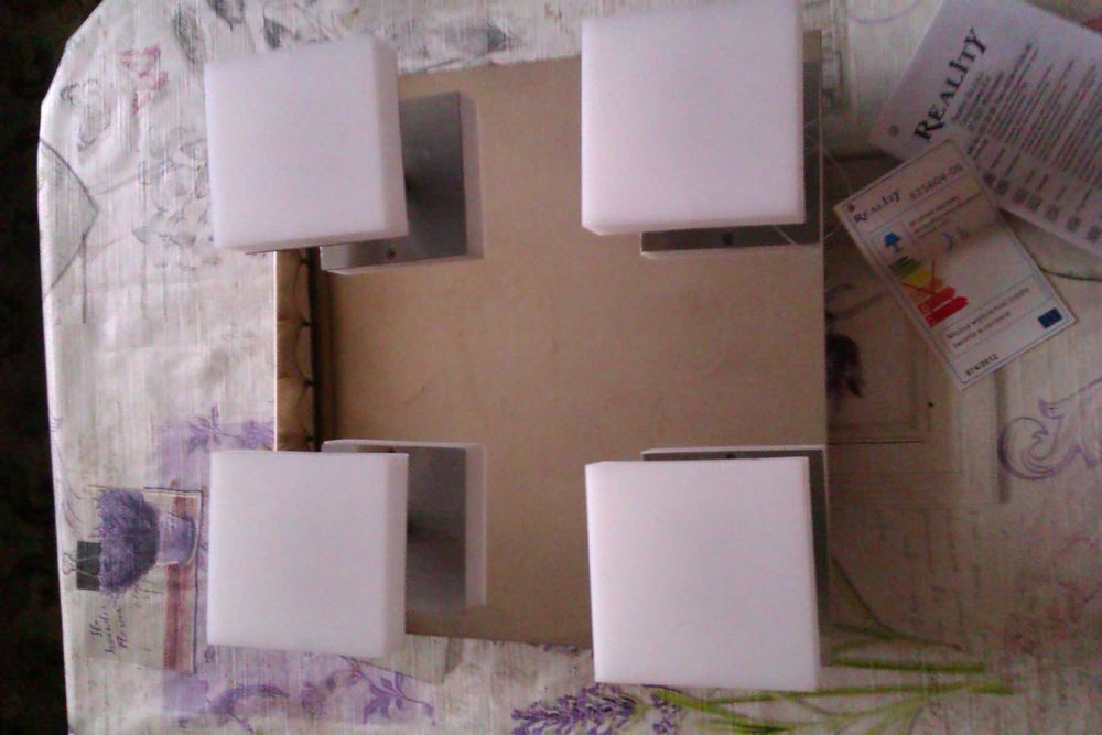 nowy sprawny kinkiet led na podstawie lustrzanej tanio!!!