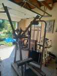 Cybex maszyna na plecy