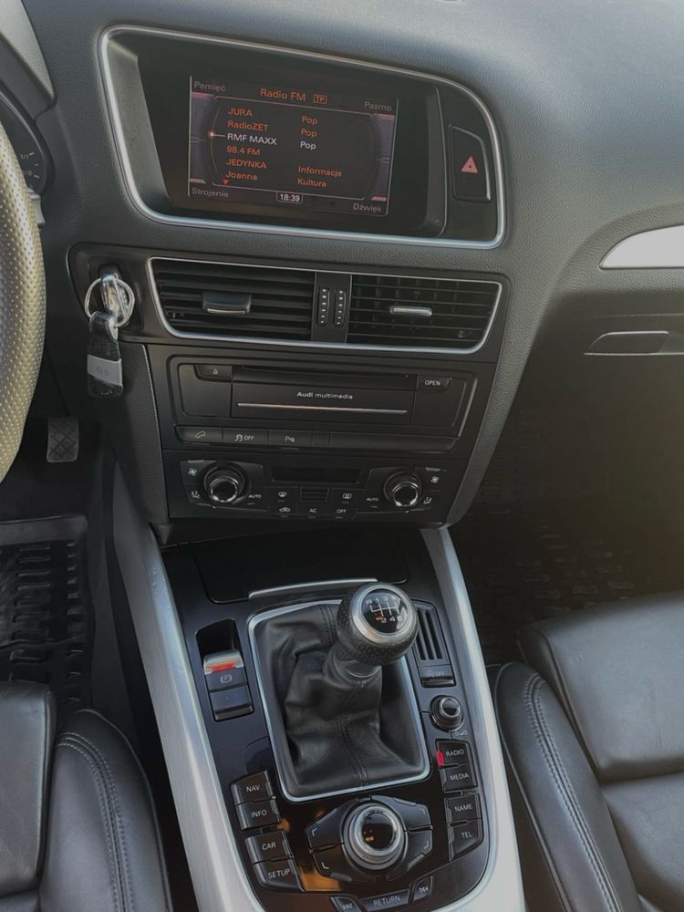 Sprzedam AUDI Q5 S-line 2.0 TDI QUATTRO