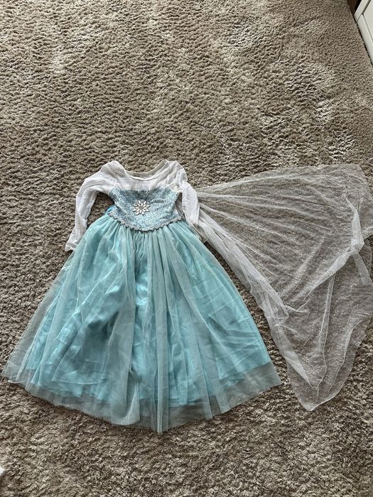 Сукня , плаття Ельзи, Анни , Русалки,ельфа та крила zara