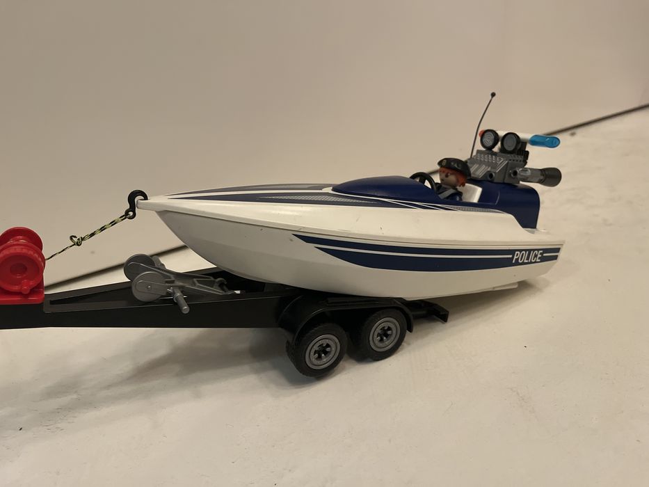 Playmobil 5187 City Action Policyjny Jeep z Motorówką