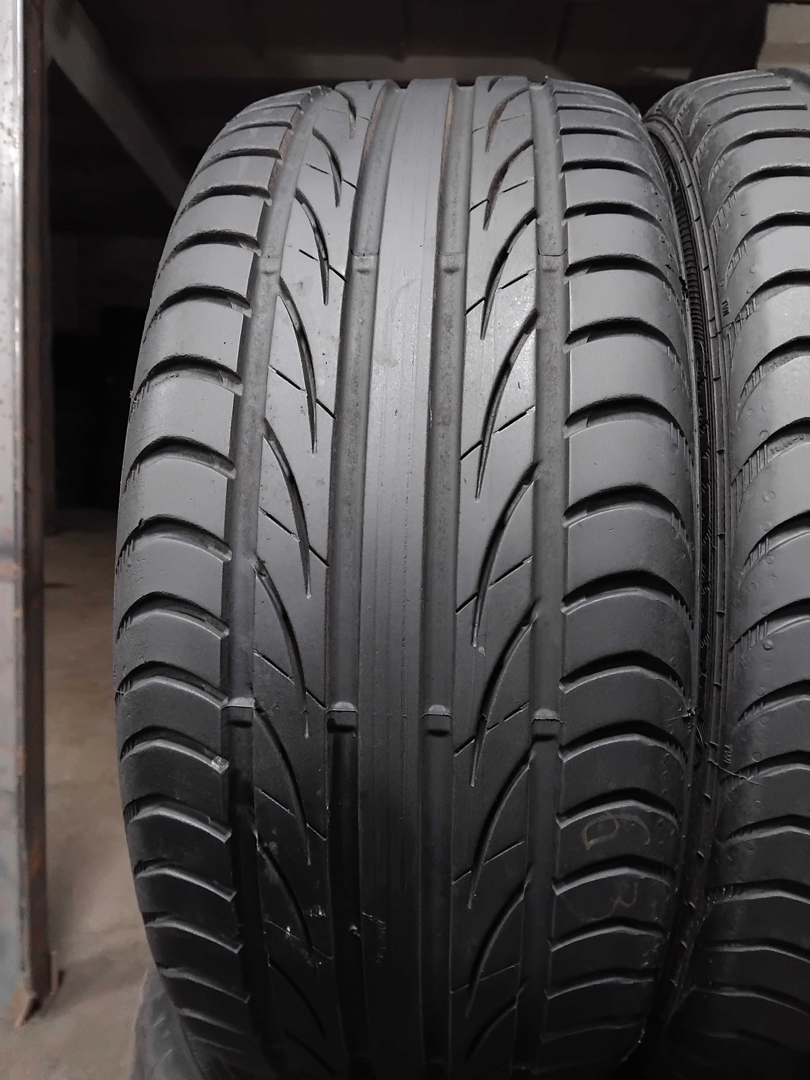 Шини бу 225/45 ZR17 Semperit Speed-Life Пара Літо