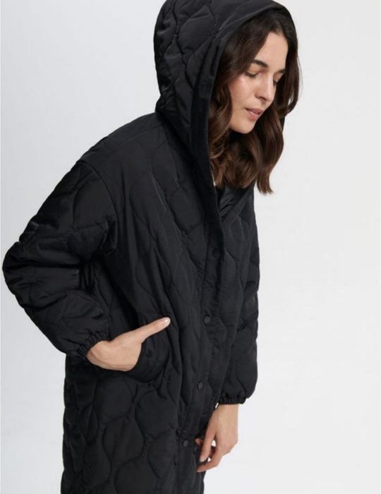 Стьобане пальто Sinsay великий розмір.