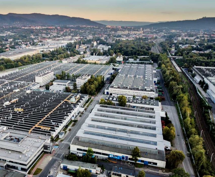 Bielsko-Biała  hale i powierzchnie magazynowe/produkcyjne 50–47 800 m²