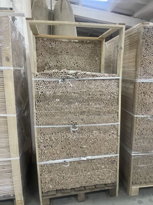 Нагель фарбований та нефарбований