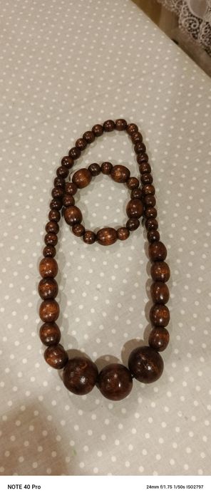 Korale drewniane i bransoletka