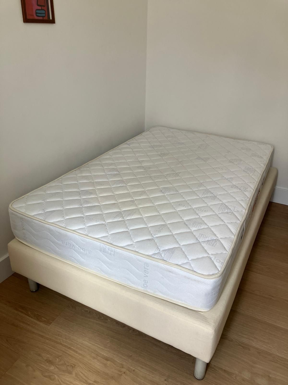 Cama e colchão 200x120