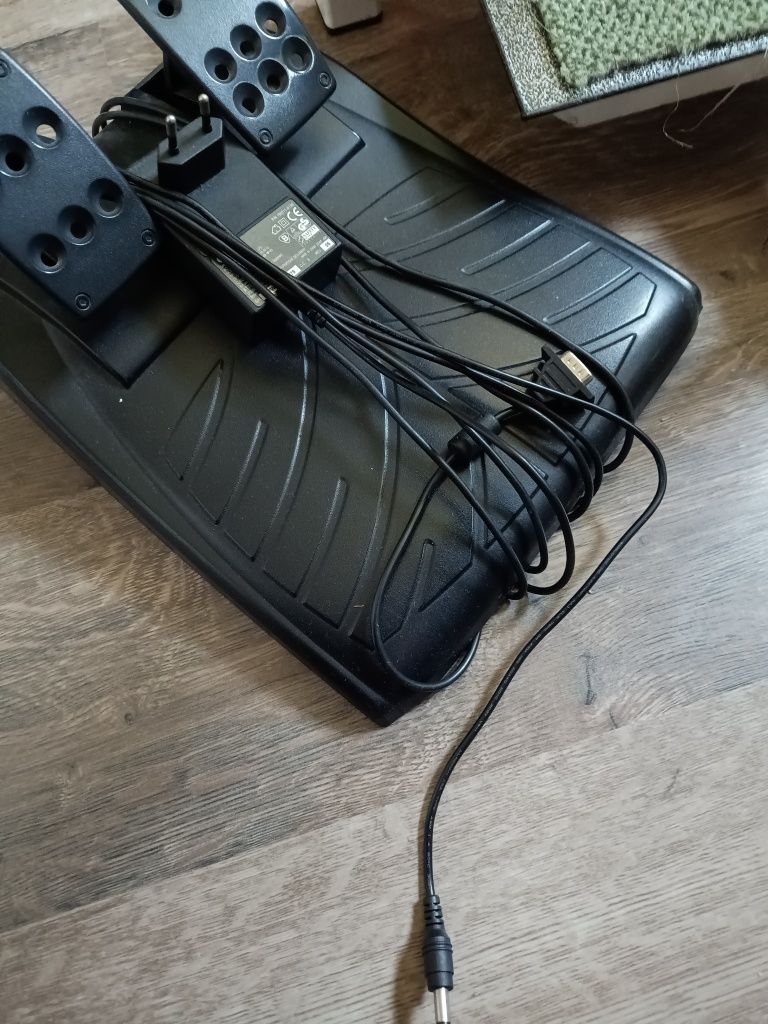 Fotel gamingowy używany