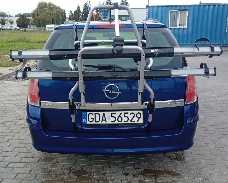 Opel Astra H kombi 1.9 CDTI rok 2006