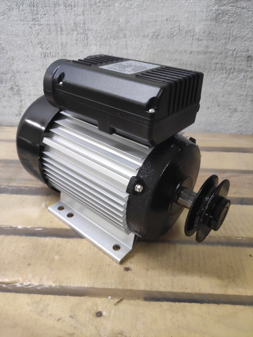 Электродвигатель компрессора 3HP медный  2850 оборотов