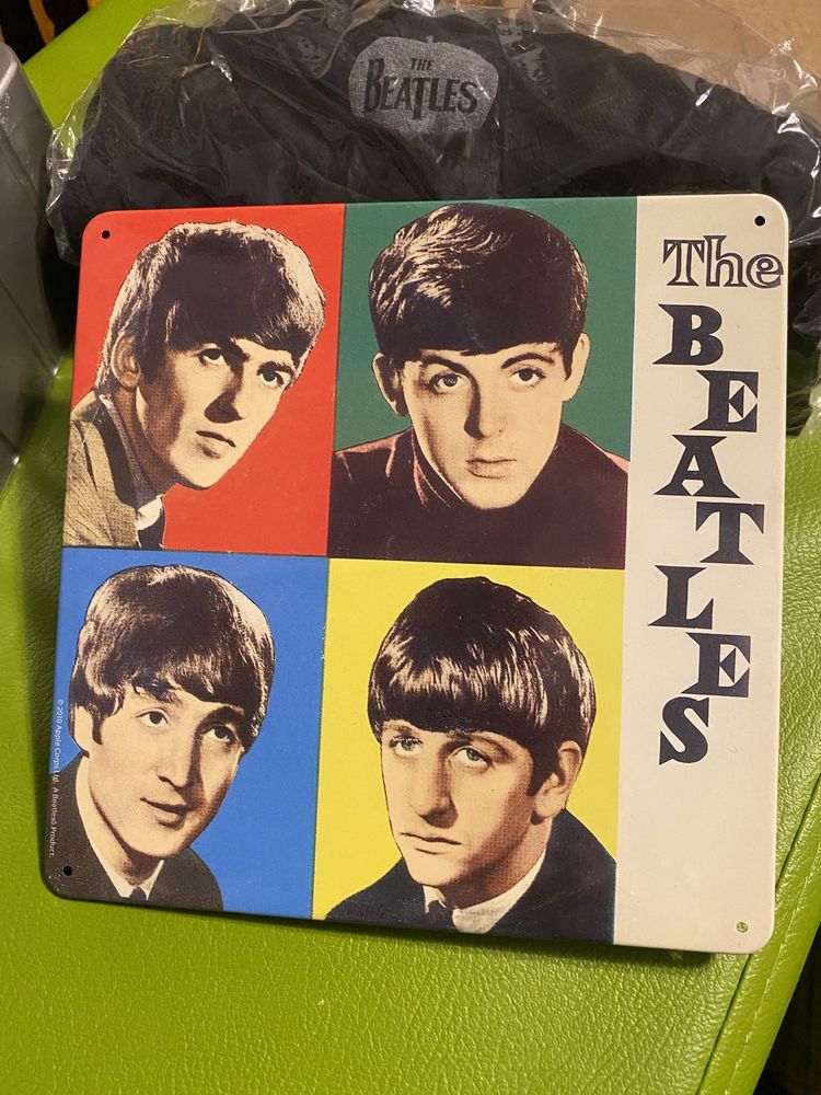 Sprzedam zestaw kolekcjonerski The Beatles