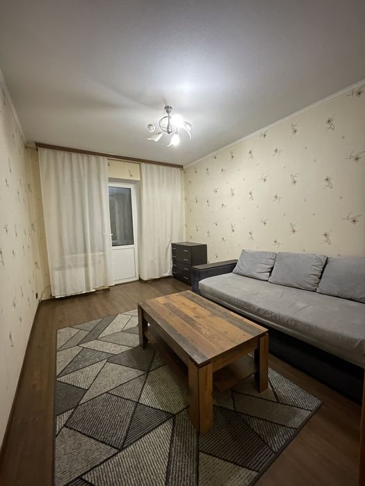 Оренда 2-кімнатної квартири з лічильником на тепло в Дніпровському рн