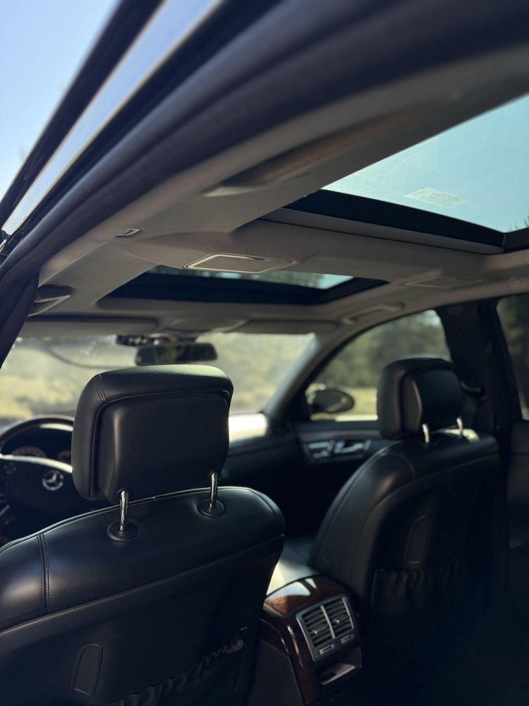 Mersedes Benz s class w221 s550