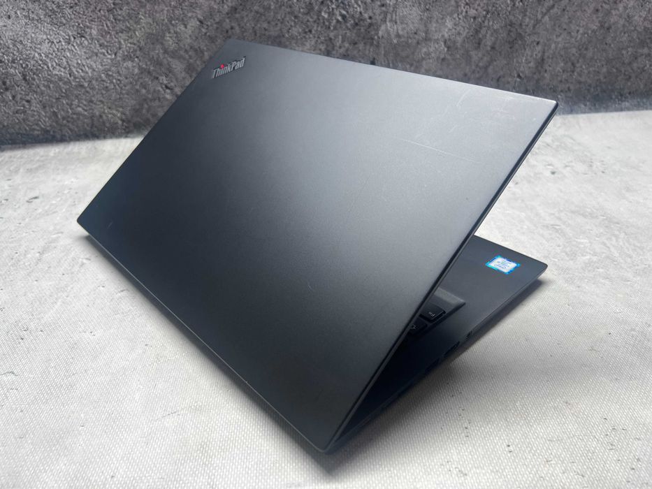 Thinkpad T490s / i5 8365u 4.1GHz / 16GB DDR4 / 256 SSD / 14 FHD / W11