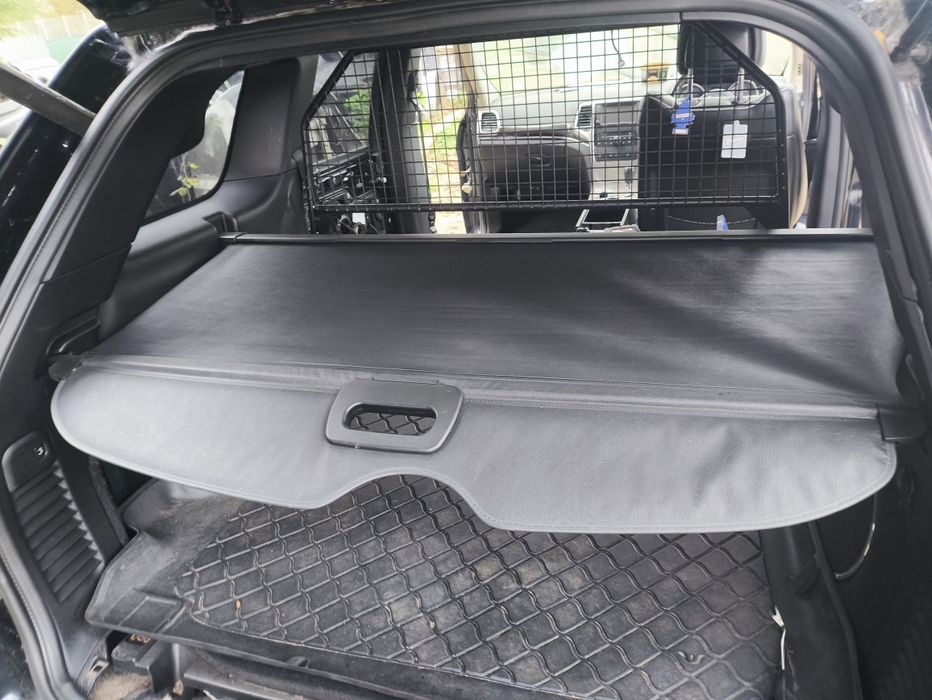 Roleta bagażnika Czarna Jeep grand Cherokee WK2